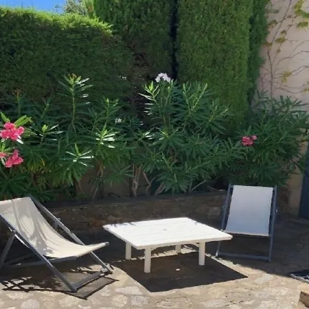 Casa vacanze Maison Sainte-maxime, 5 Pieces, 8 Personnes - Fr-1-226-411